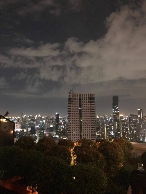 Bangkok, Breeze Restaurant